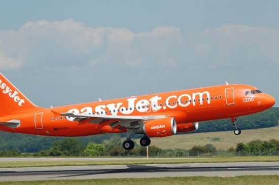 o dovolenkove lety pocas leta je velky zaujem easyjet zaznamenal narast rezervacii o 250 percent