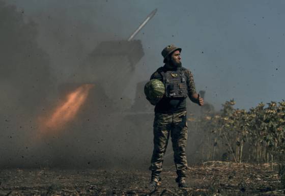 neochota zapadu dodat ukrajine pokrocile zbranove systemy brzdi protiofenzivy a ide o zivotne dolezitu otazku