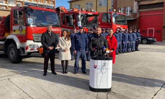 slovensko posiela do francuzskych oblasti postihnutych povodnami 25 hasicov a 16 kusov hasicskej techniky