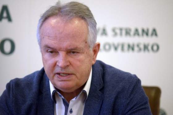 europoslanec radacovsky chce kandidovat za prezidenta o podpisy planuje poziadat narodniarov