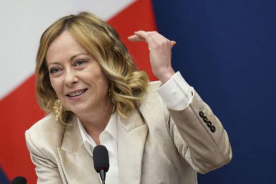 talianska premierka meloniova sa zucastni na inauguracii donalda trumpa v ramci europskych lidrov ma k nemu najblizsie
