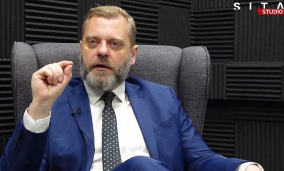 ficova vlada chce podla krupu menit system a zastrasovat ludi slovensku hrozi nastolenie autokratickeho rezimu video