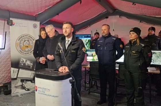 akciu zameranu na nelegalnu migraciu si pozrel aj bavorsky minister vnutra sutaj estok hovori o jasnom signali partnerom