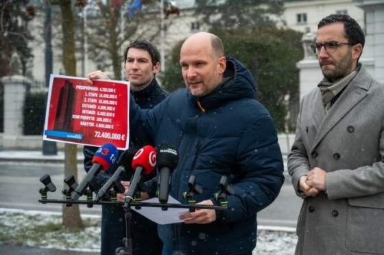 matovicovci chcu kalinakovi klepnut po prstoch ziadaju zasah uvo pre predrazenu kukuricu