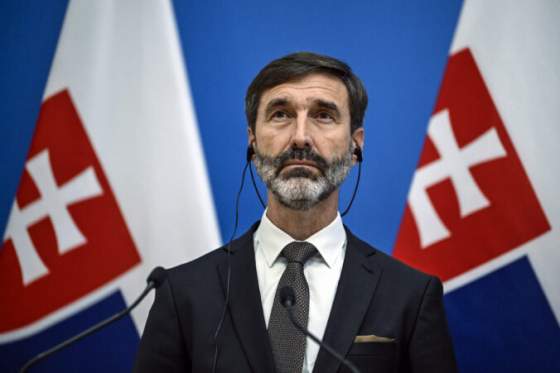 slovensko povazuje gronsko za sucast danska blanar odmieta colne boje medzi statmi