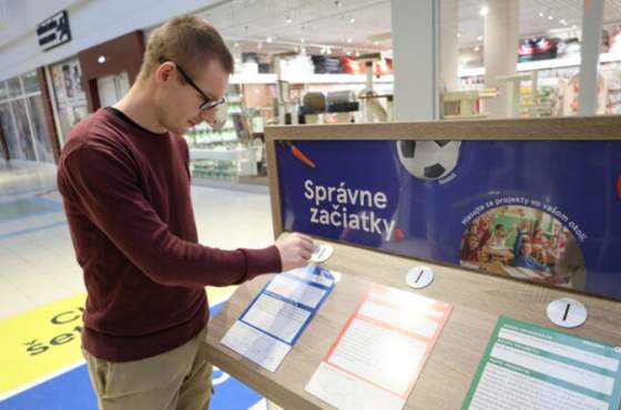 zakaznici tesca rozhodnu ako sa rozdelia granty vo vyske 223 300 eur na projekty pre mladych