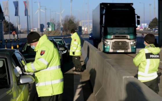 Slovensko sa zasadzuje za plynulý pohyb tovarov, je však potrebné zvýšiť aj odolnosť vnútorného trhu
