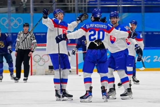 slovenski hokejisti na velkom turnaji nezdolali finov uz 18 rokov pred ostro sledovanym zapasom v pekingu zostavaju nohami na zemi