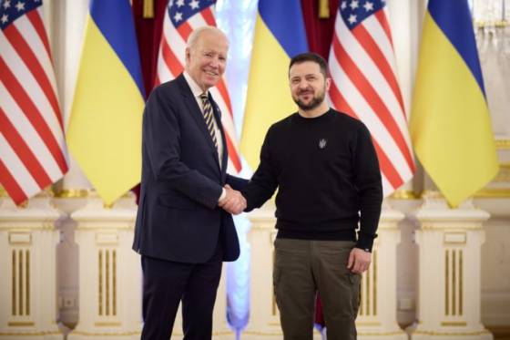 americky prezident joe biden prvykrat od zaciatku vojny navstivil ukrajinu