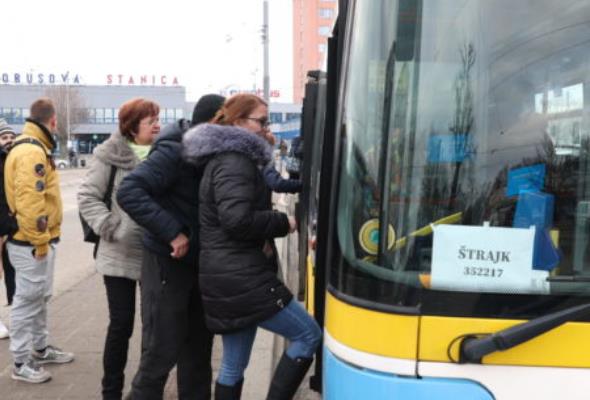 mhd v kosiciach sa pre strajk zastavila premavaju budu iba tri linky video foto