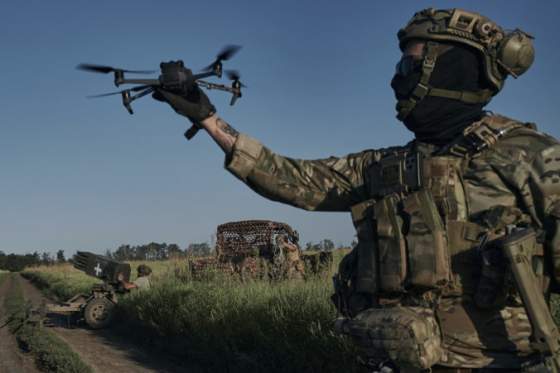 ukrajinska protivzdusna obrana znicila 14 dronov v dnipropetrovskej oblasti sposobili ruske utoky poziar