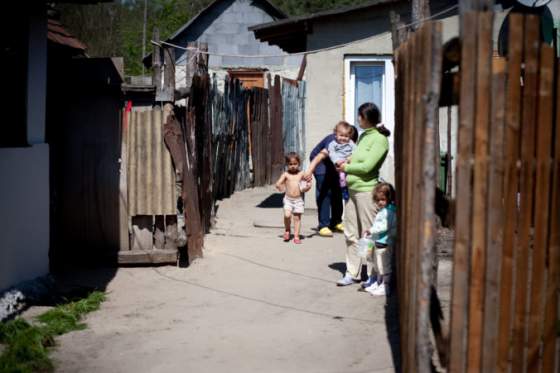 tretina ludi na slovensku otvorene vyjadrila negativne postoje voci romom