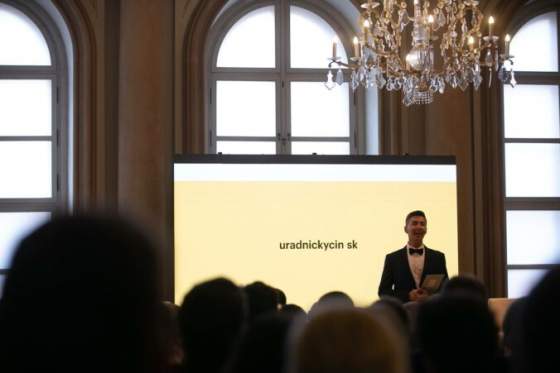 hladaju sa lidri v statnej sprave nominacie na uradnicky cin roka 2024 su otvorene video