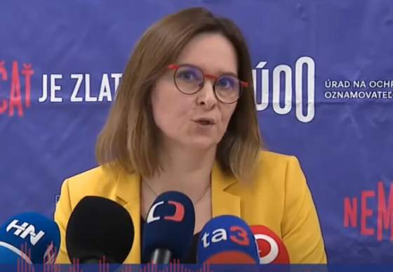 pre zamer zrusenia uradu pre oznamovatelov sa pravnici obratili na ustavny sud chcu mu odborne poradit