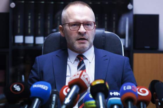 v kauze darovania vojenskej techniky ukrajine tri trestne konania skoncili bez obvinenia stvrte je este zive