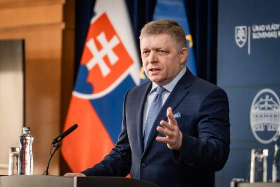 tlacovky zilinku a remetu tesne po sebe neboli nahodou fico za nimi vidi podporu opozicie