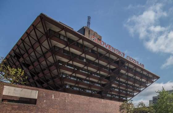 ustavny sud sr posiela zakon o stvr do bruselu ten ma rozhodnut o nezavislosti verejnopravnych medii