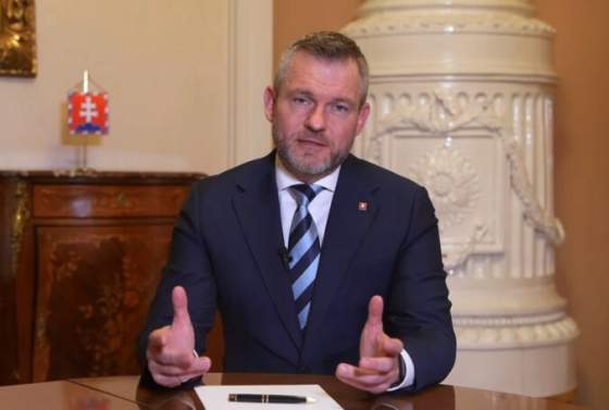 neviditelny prezident podpisuje vsetko matovicovci kritizuju pellegriniho pre rokovaci poriadok