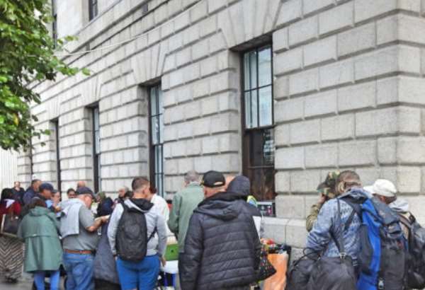 do obchodu uz tri roky nechodim ruski dochodcovia pri polievke zadarmo a spomalujuca vojnova ekonomika