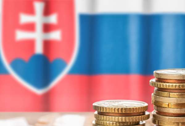 slovensko moze fiskalne pravidla plnit na papieri no rast dlhu sa tak nezastavi za sucasnym stavom stoja tri hlavne faktory