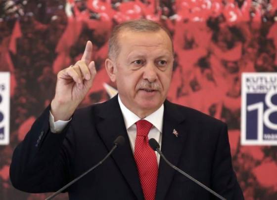 erdogan vnima putina a zelenskeho ako cennych priatelov a od rokovani ocakava konkretne vysledky