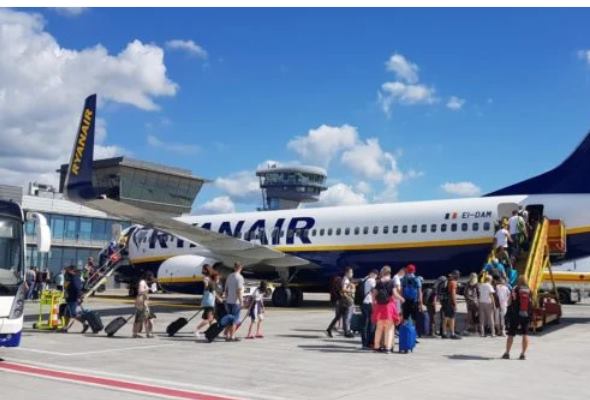 ryanair pridava nove pravidelne linky z bratislavskeho letiska bude lietat do zahrebu i trapani na sicilii