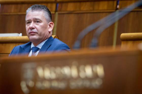 bezpecnostna rada riesila aj temu odovzdania migov ukrajine podla mikulca su na jednej lodi