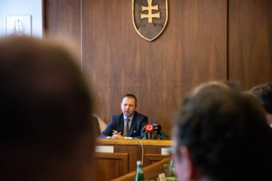 Kéry je zo Šefčoviča sklamaný, za kandidáta na prezidenta by ho nechcel a povedal aj, s kým nechce Smer spolupracovať