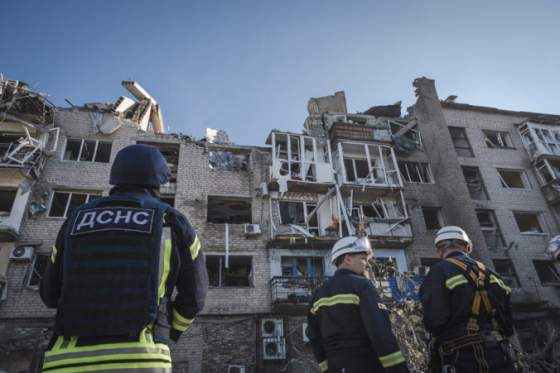 ruske bombardovanie v chersonskej a doneckej oblasti zabilo dvoch ukrajinskych civilistov