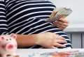 tehotenske davky dostalo v januari 17 tisic zien rozdiel v davke moze byt az 150 eur aka bude maximalna davka na buduci rok