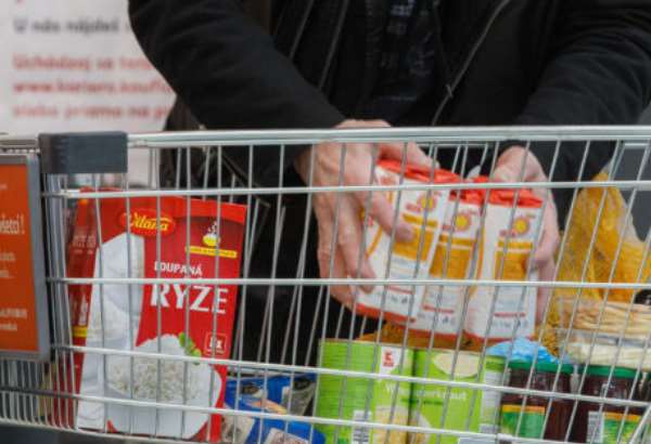 potravinari upozornuju ze zo statneho rozpoctu nedostanu ziadnu pomoc slovenskemu potravinarstvu zvoni umieracik