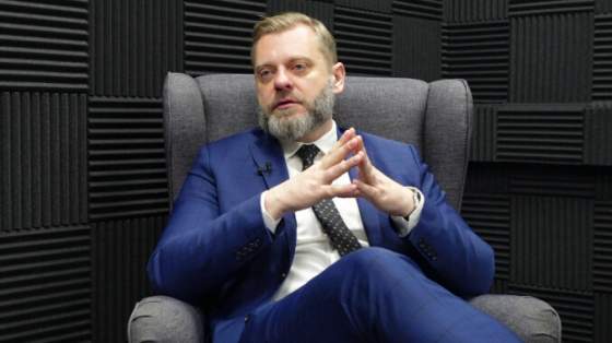 ficovi sa nedari riesit vnutropoliticku situaciu podla krupu sa to snazi prekryt zahranicnymi temami