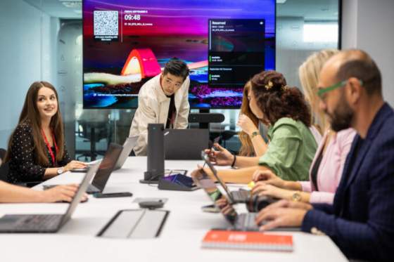 henkel slovensko dava it technike druhy zivot a spaja udrzatelnost s pomocou komunite