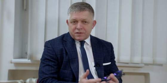 zelensky nas podla fica permanentne poskodzuje slovensko sa nenecha donutit zmenit mierovy postoj na vojnovy