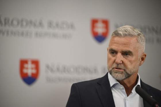 tibor gaspar odmieta odchod z funkcie v kauze ocistec sa odvolava na prezumpciu neviny