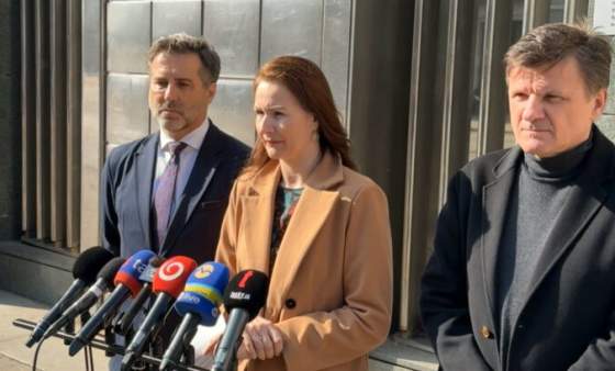 sas kritizuje predrazeny nakup traktorov ministerstvom kultury podava trestne oznamenie