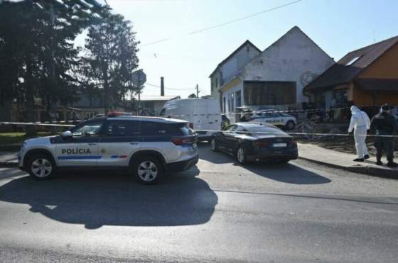 vrazda muza v ilave ma obvinenu zena mala svojho partnera usmrtit viacerymi bodnymi ranami foto