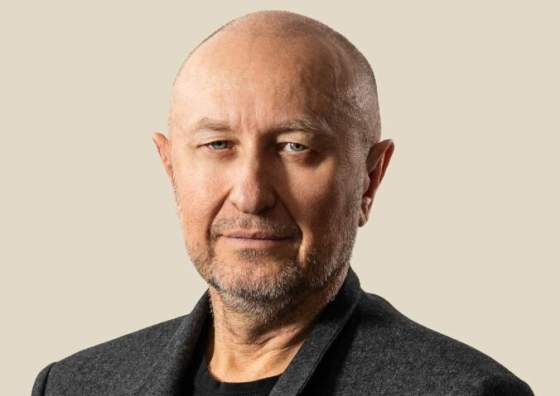 zoroslav kollar nasim cielom nie je niekoho posielat do vazenia ale riesenie ekonomickej situacie slovensko riadia ekonomicki analfabeti