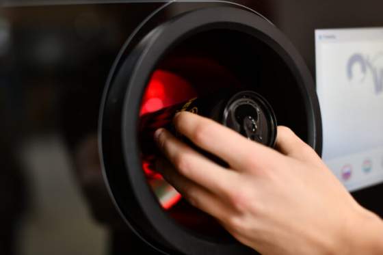 den zalohovania pripomina spolocny uspech slovenska v zalohovani napojovych obalov