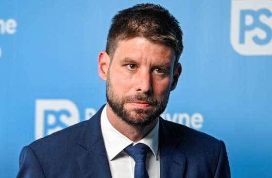 vysetrovatel zacal trestne stihanie v suvislosti s podnetom ktory progresivne slovensko podalo pre zmluvy medzi stvr a sfz ktore uzavrel byvaly povereny riaditel slanina