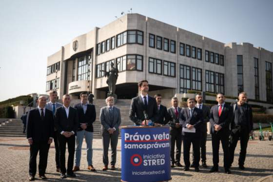 iniciativa stred spusta kampan samospravy ziadaju pravo veta pri zakonoch ktore ovplyvnuju ich fungovanie