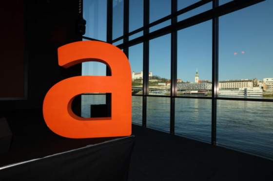 allegro otvara slovenskym firmam cestu k milionom zakaznikov v stredoeuropskom regione spusta program 0 provizie na exportne ponuky