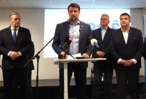 kdh a trnava pre kazdeho vytvorili koaliciu jej kandidatom na primatora trnavy bude branislav baros