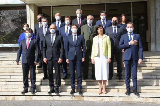 Vláda by podľa ministra Naďa nemala mať problém získať dôveru parlamentu