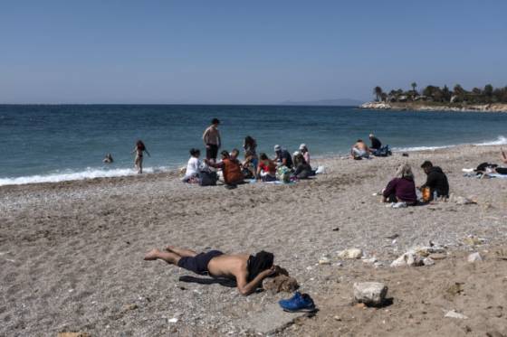 grecko zrusilo povinnu karantenu pre cestujucich z eu hoci stale rastie pocet nakazenych