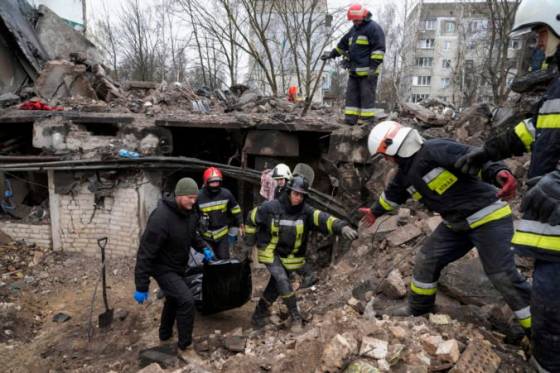 V Boroďanke sa našli dva masové hroby s civilistami, Rusi zabili aj tínedžera a ženy