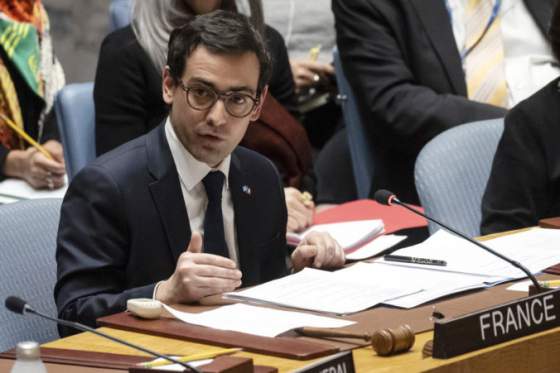sef francuzskej diplomacie sa pokusa o deeskalaciu konfliktu medzi hizballahom a izraelom