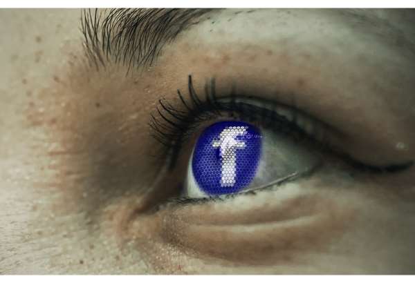Toľko dolárov vynášajú Facebooku jeho používatelia ? Suma sa líši od časti sveta 