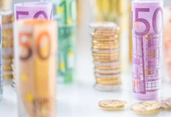 slovensko si pozicalo dalsie financie stat dopredal dlhopisy len za takmer osem milionov eur