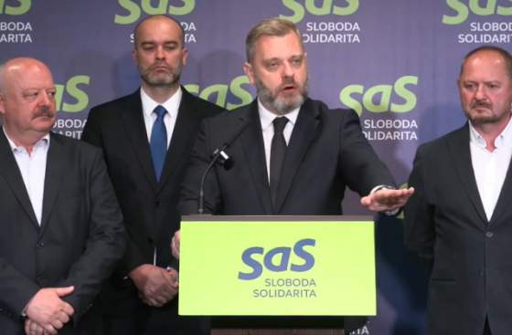 vymenovanie zuriana za generala je vysmechom atentatu na premiera fica tvrdi pravicovy blok video